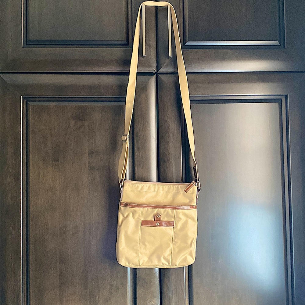 Nine West vinyl crossbody handbag in beige/brown combo